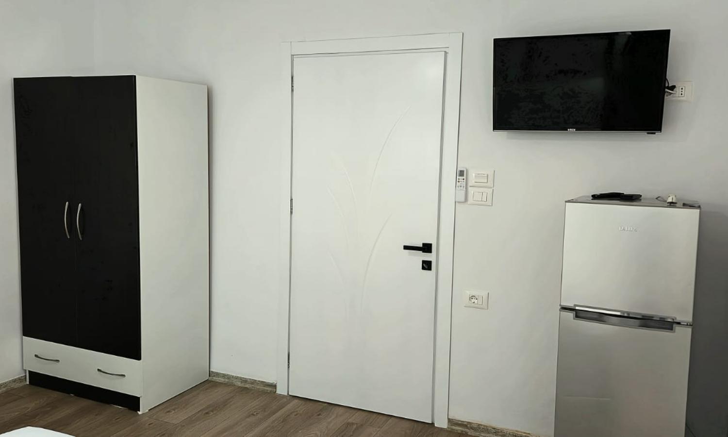 Guest House Pogradeci מראה חיצוני תמונה